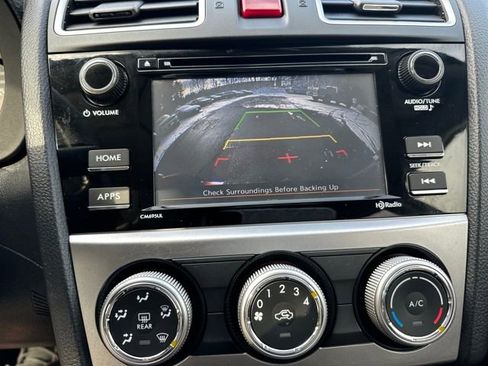 Used 2017 Subaru Crosstrek 2.0i Premium image 17