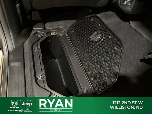 New 2026 RAM 1500 4x4 Crew Cab image 61