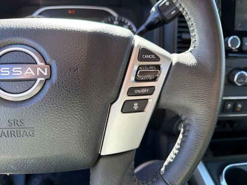 Used 2024 Nissan Titan SV w/ SV Convenience Package image 22