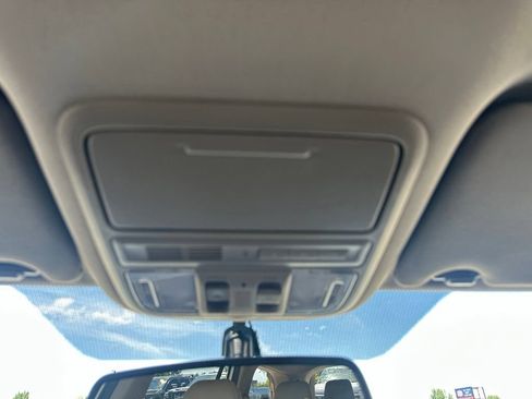 Used 2018 Honda Pilot EX-L image 11