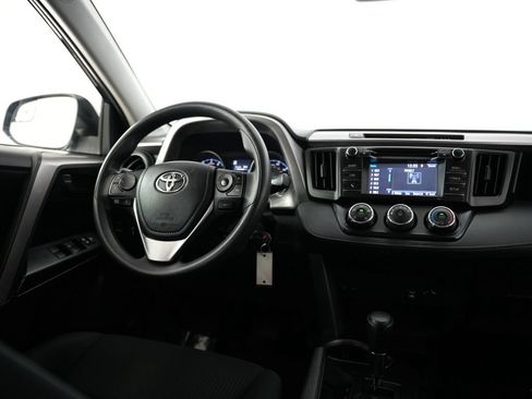 Used 2018 Toyota RAV4 LE w/ All Weather Liner Package AWD/4WD image 10