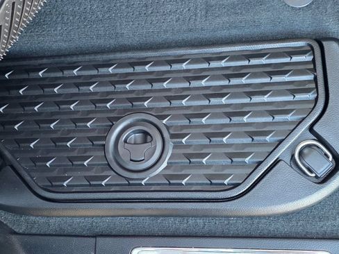 Used 2020 RAM 1500 Laramie AWD/4WD image 38