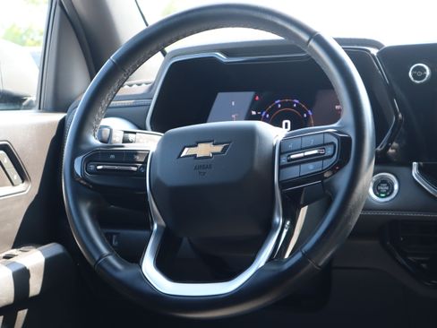 Used 2023 Chevrolet Colorado LT w/ LT Convenience Package RWD image 13