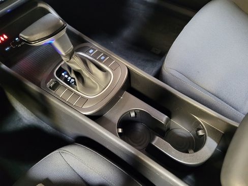 Used 2025 Hyundai Kona SEL FWD image 26