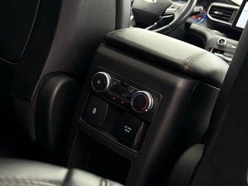 Certified 2020 Ford Explorer Platinum image 25