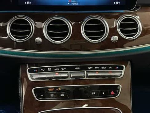 Used 2023 Mercedes-Benz E 350 4MATIC Sedan image 21