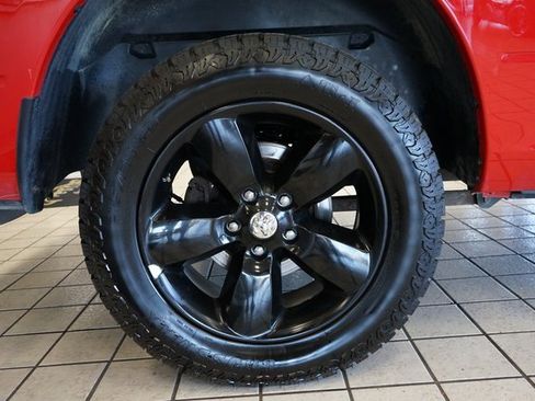 Used 2018 RAM 1500 Classic SLT image 44