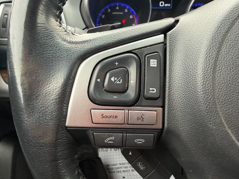 Used 2016 Subaru Outback 2.5i Limited AWD/4WD image 19
