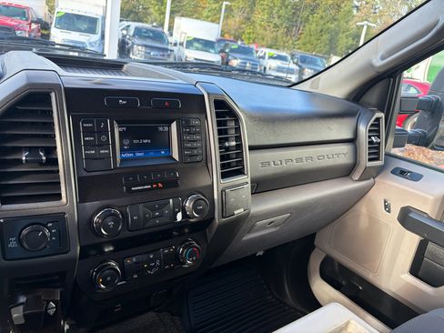 Used 2019 Ford F350 XL w/ STX Appearance Package image 29