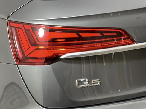 Used 2023 Audi Q5 2.0T Premium Plus w/ Premium Plus Package AWD/4WD image 26