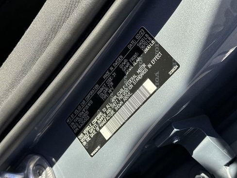 Used 2023 Volvo XC60 B5 Plus image 35