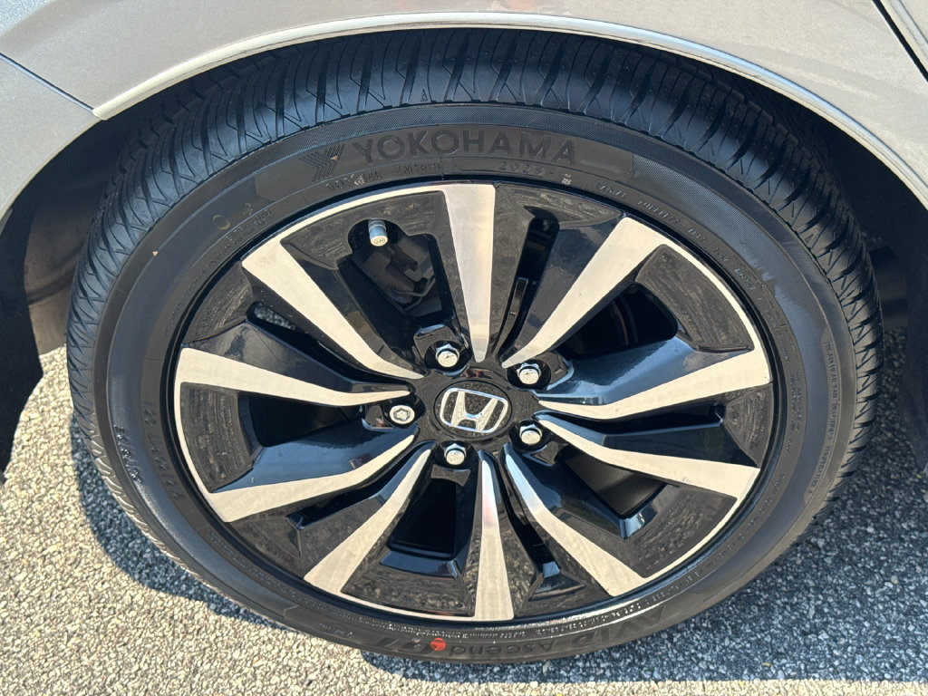 Used 2022 Honda Civic EX-L image 20