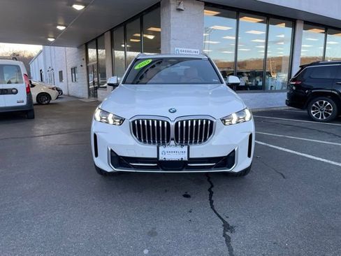 Used 2025 BMW X5 xDrive40i w/ Parking Assistance Package image 2