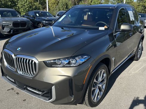 Used 2026 BMW X5 xDrive40i w/ Climate Comfort Package AWD/4WD image 5