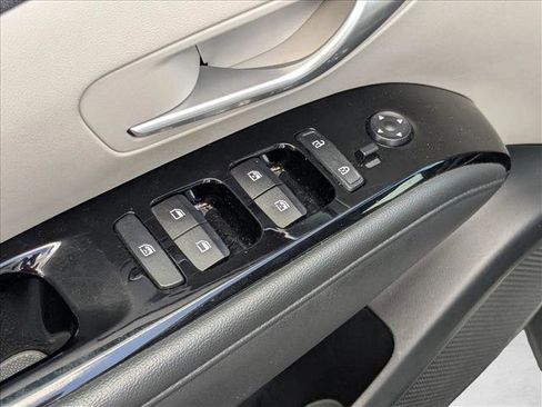 Used 2024 Hyundai Tucson Limited FWD image 12
