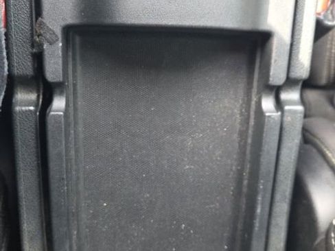 Used 2015 Jeep Cherokee Latitude w/ Cold Weather Group image 37