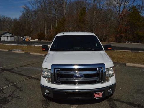 Used 2013 Ford F150 XLT w/ Mid Equipment Group image 10