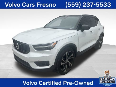 Used 2022 Volvo XC40 T4 R-Design w/ Advanced Package FWD image 1