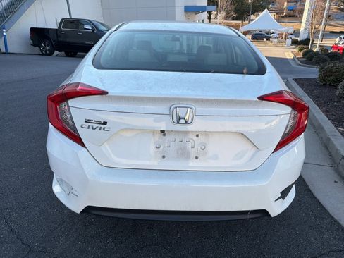 Used 2018 Honda Civic LX image 9