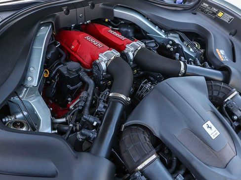 Used 2021 Ferrari Roma RWD image 38