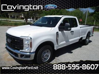 New 2025 Ford F250 XL w/ XL Chrome Package