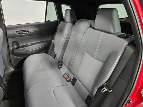Used 2023 Toyota Corolla Cross AWD Hybrid w/ Moonroof Package image 13
