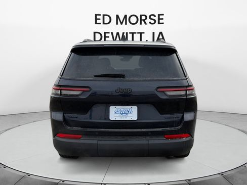 Used 2024 Jeep Grand Cherokee L Limited w/ Black Appearance Package image 4