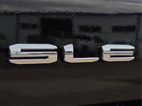 New 2026 GMC Sierra 1500 SLE w/ Preferred Package image 11