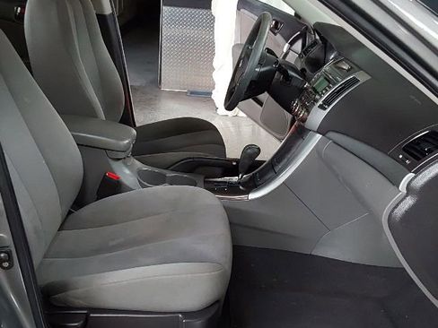 Used 2010 Hyundai Sonata GLS image 12