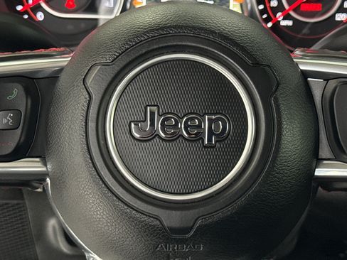Used 2022 Jeep Gladiator Rubicon w/ LED Lighting Group AWD/4WD image 24