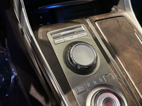 Used 2024 Genesis GV80 2.5T image 30