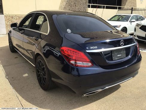 Used 2018 Mercedes-Benz C 300 Sedan image 6