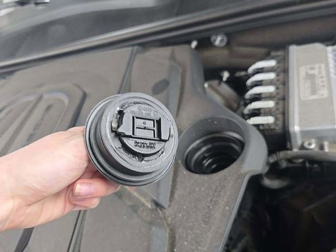 Used 2023 Porsche Cayenne image 20