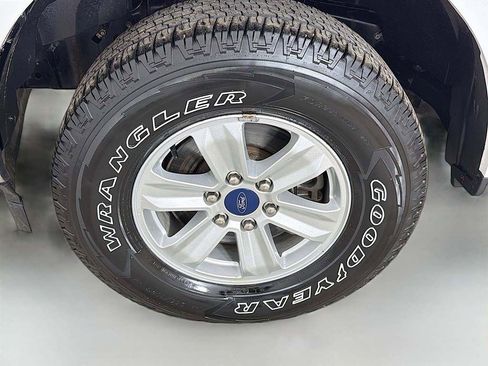 Used 2020 Ford F150 XL w/ Equipment Group 101A Mid AWD/4WD image 12