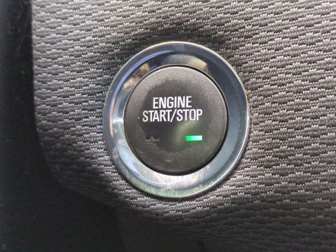 Used 2018 Chevrolet Cruze LT w/ Convenience Package image 26