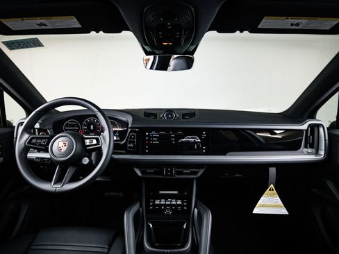 New 2026 Porsche Cayenne AWD/4WD image 25