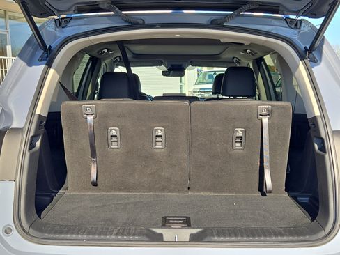 Used 2024 Honda Pilot Touring image 12