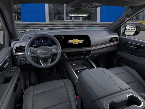 New 2026 Chevrolet Suburban Premier image 15