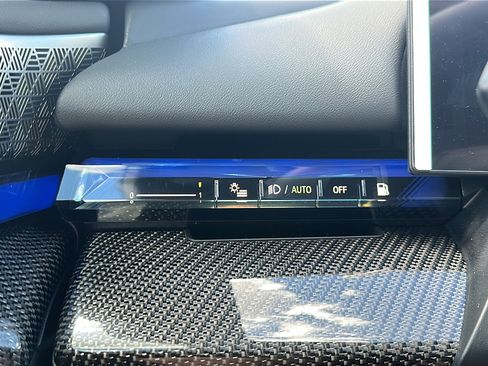 New 2026 BMW M5 w/ Carbon Package image 29