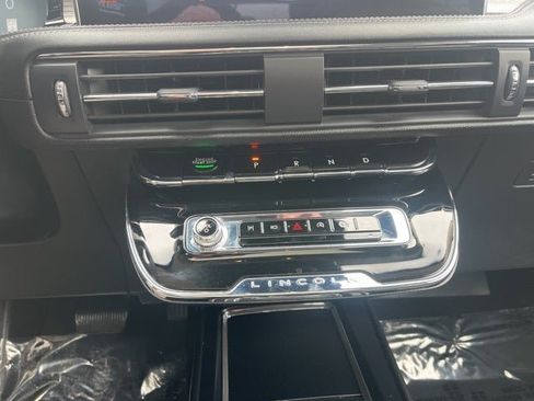 Used 2023 Lincoln Corsair AWD w/ Equipment Group 101A image 34