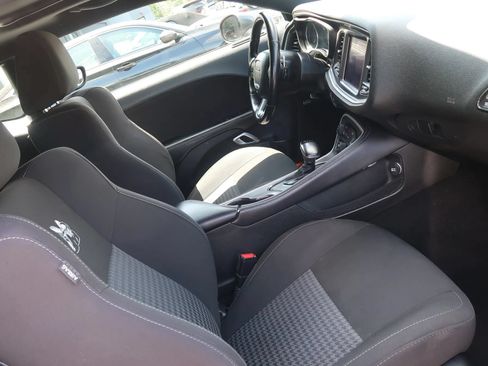 Used 2020 Dodge Challenger R/T Scat Pack RWD image 22