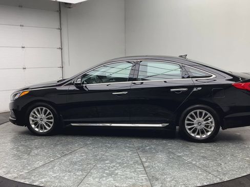 Used 2015 Hyundai Sonata Limited w/ Option Group 06 FWD image 34