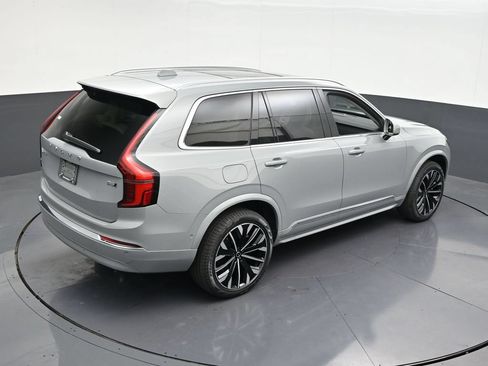 Used 2026 Volvo XC90 B6 Ultra w/ Protection Package AWD/4WD image 17