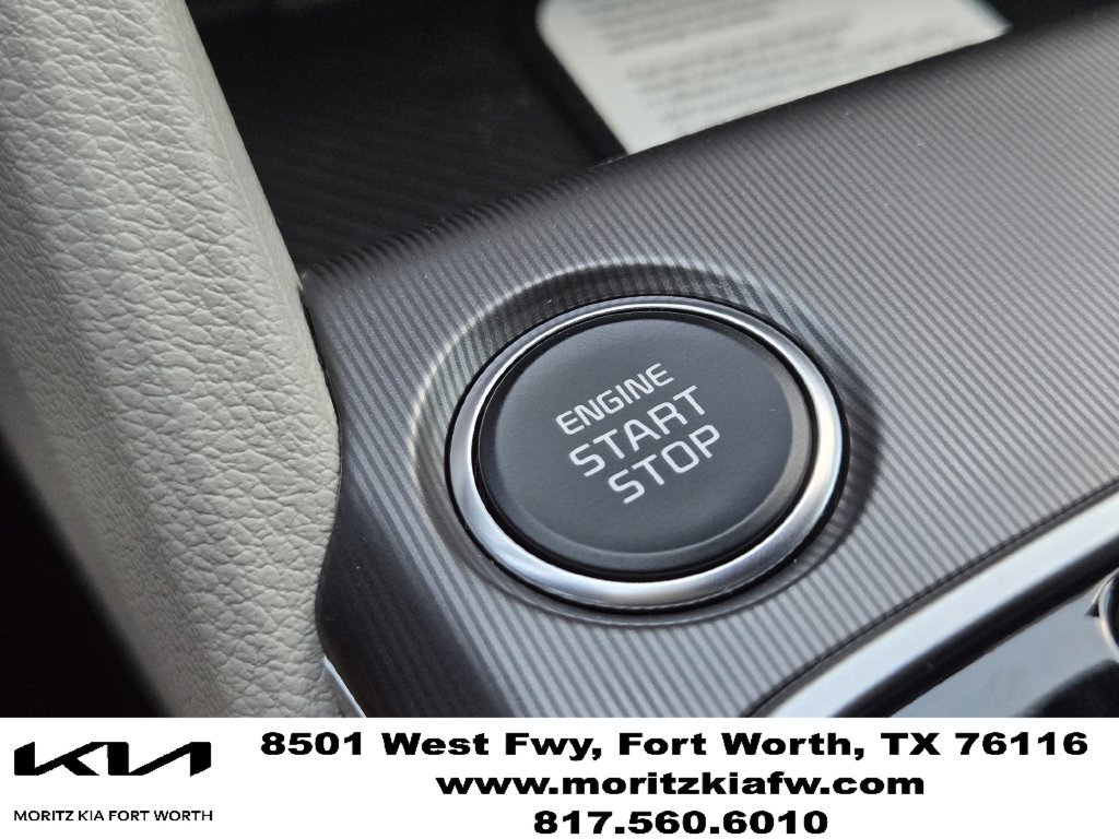 New 2026 Kia Sportage EX FWD image 18