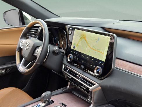 Certified 2025 Lexus RX 350 Premium Plus w/ Accessory Package (Z1) FWD image 27
