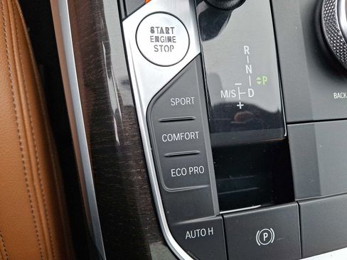 Used 2019 BMW 330i xDrive Sedan w/ Premium Package image 24