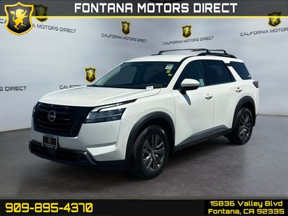 Used 2022 Nissan Pathfinder SV w/ SV Black Package