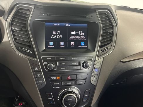 Used 2018 Hyundai Santa Fe SE AWD/4WD image 15