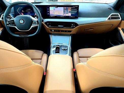 Certified 2026 BMW 330i Sedan RWD image 28