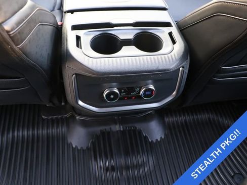 Used 2025 Ford Expedition Platinum w/ Stealth Appearance Package image 16